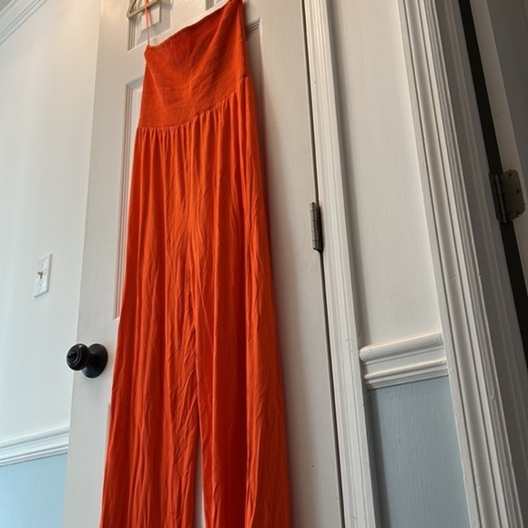 NWOT BRIGHT SUMMER CORAL STRAPLESS FLARE LEG JUMPSUIT - SIZE S - Picture 10 of 16